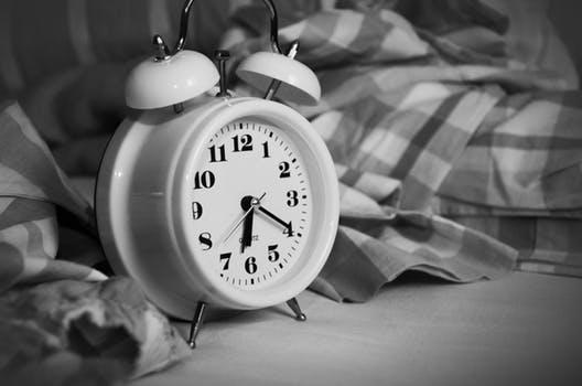 alarm clock, winter, standard time, bed